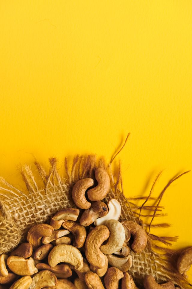 Cashews
